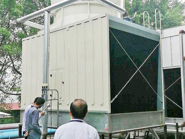 ���I�������s���r��